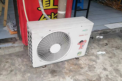 洛南空调突然不制冷只吹自然风怎么办？